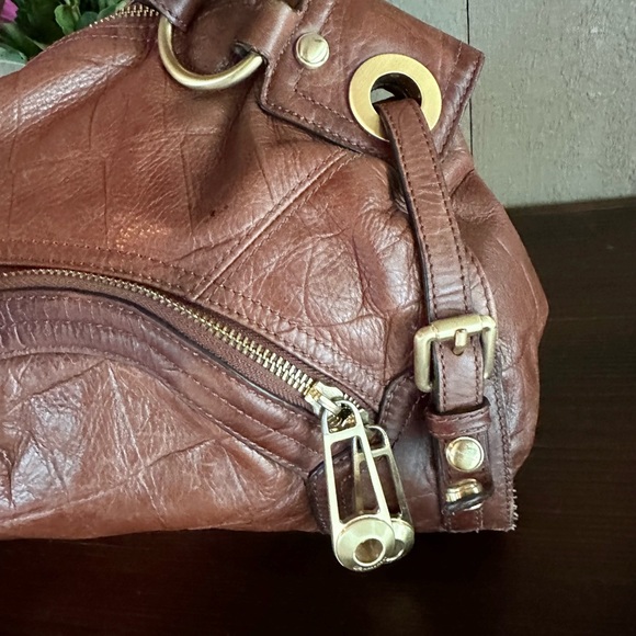 B.Makowsky Vintage Genuine Leather Shoulder Bag - Picture 5 of 15
